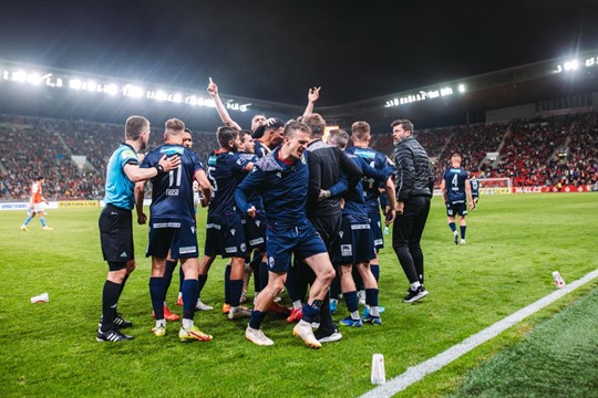 Plzeň se omlouvá za Šádkův prostředníček, agresivní fanoušky ale nechápe