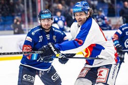 Jágrův rekordní gól a dramatický závěr. Plzeň veze z Kladna tři body