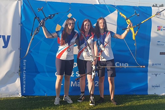 Plzeňské lukostřelkyně pokračují v medailovém tažení i na mezinárodním poli
