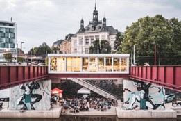 I druhá polovina pracovního týdne je v našem městě nabita...