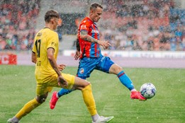 Střelecké trápení zlomil kapitán, o první výhru v sezóně přišla...