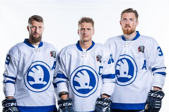 Indiány do nové sezóny povede kapitán Schleiss, jeho asistenty budou Piskáček a Lev