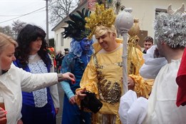 Sulislav ovládly v sobotu maškary!