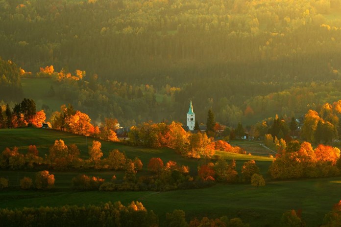 Víkend v Západočeském kraji se ponese ve víru tance