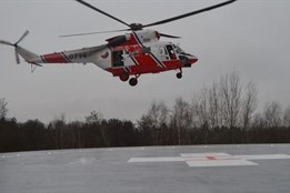 Domácí porod v domě sekty v Plasích: Žena v kritickém stavu, dítě...