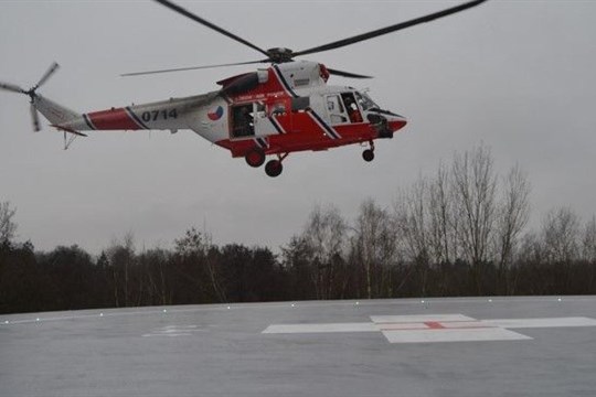 Na hlavním tahu na Klatovsku se srazila dvě auta. Těžce se zranilo i malé dítě!