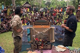 „Vandráci“ Liška, Révai a Bernard zvou do kina v Plzni za...