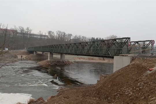 Silnicí číslo II/232 na mostě přes Berounku v obci Liblín o víkendu neprojedete