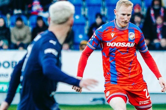 Viktoria zvládla duel se Slováckem a jde na druhé místo. O vítězství rozhodla v první půli