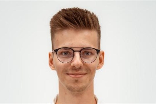 Oči při střelbě občas pálí, pak se musíte napít a odpočinout, líčí vicemistr Evropy Pavel Schejbal