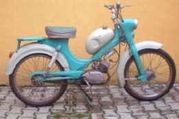 Z garáže zmizely dva historické motocykly