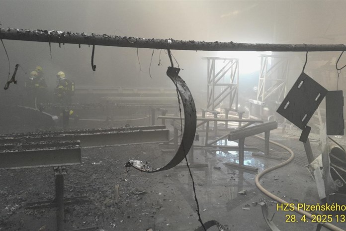 Požár lakovny na Tachovsku má druhou oběť. Proč hořelo, zatím není jasné!