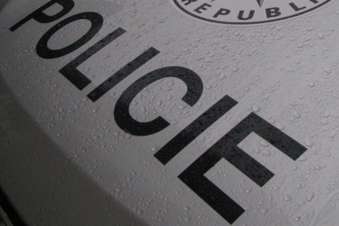 Muž z Klatov opakovaně volal linku 158, policistům nadával