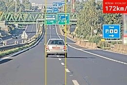 Nebezpečná jízda u Chebu: Řidič překročil rychlost a usedl za...