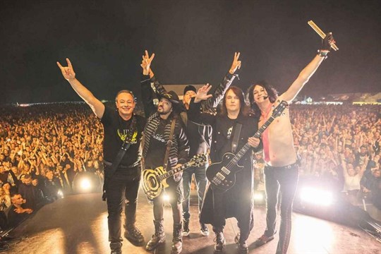 O turné skupiny Lucie je obrovský zájem, kapela přidává další koncert