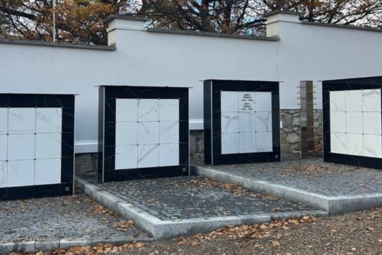 Dušičky v Rokycanech: Hřbitov připraven na vzpomínku na zesnulé