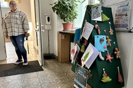 Vánoční stromek naděje v Chodově opět pomáhá dětem z dětských domovů