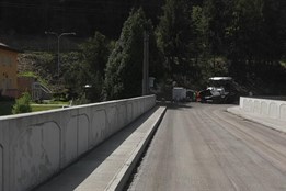 Hráz přehrady Březová nešlo přejet