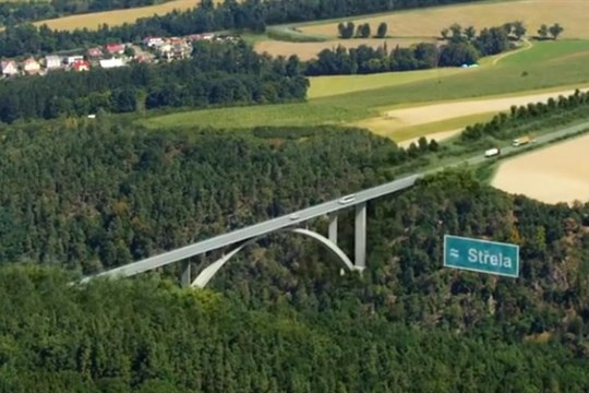 Hledá se stavitel mostu Plasy