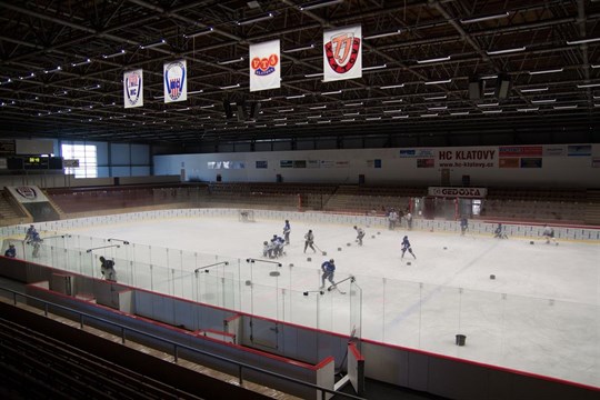 V Klatovech řeší malér, zimní stadion zůstává uzavřený, únik čpavku vyšetřují policisté