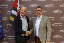 Ministr Juchelka v Plzeňském kraji: Financování péče i nedostatek...