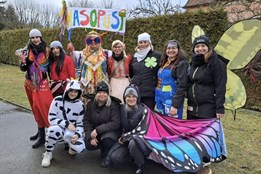 Děti z domažlických školek rozdávaly radost: Masopustní průvod...