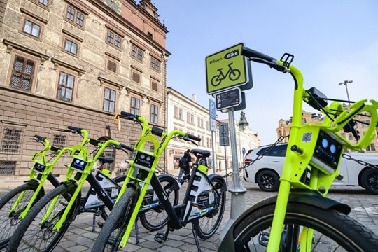 Pilsen Bike je tu! Zjistěte, co nabídne nová služba sdílených elektrokol