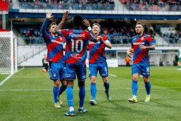 Touré a Krčík vystříleli Plzni výhru nad Bohemians, hosté dohrávali v deseti