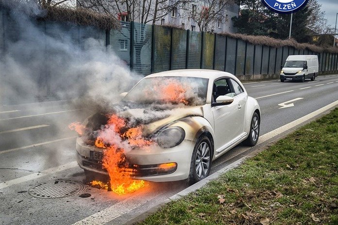 Hořící vůz v Plzni