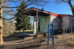 Lezte bez ohledu na počasí: Horolezecká stěna v Chebu je už pod...