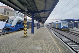 Velká výluka na trati Plzeň–Klatovy začíná: Vlaky vystřídají...