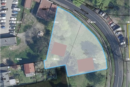 Stavební pozemek v širším centru okresního města pod 2000 Kč za metr? Sokolov prodává hned dva