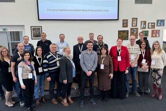 Svařování v rozšířené realitě i robotika: Sokolov ukázal budoucnost krajského školství