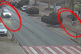 VIDEO: Řidič v Plzni pronásledoval své ukradené kolo. Jel na něm...