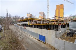 Místo v Atomu za 2 500 korun měsíčně: Plzeň spouští rezervace parkovacích míst