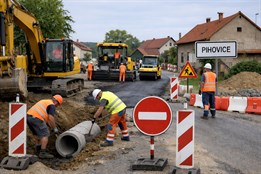 Pihovice čeká rekonstrukce průtahu: Od února počítejte s úplnou...