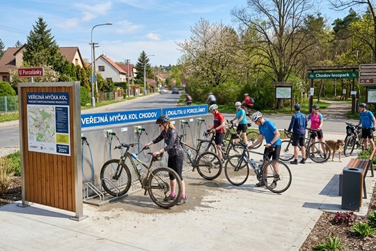 Myčka na kola i zkušebna pro muzikanty: Chodov staví projekty, které si vymysleli sami lidé